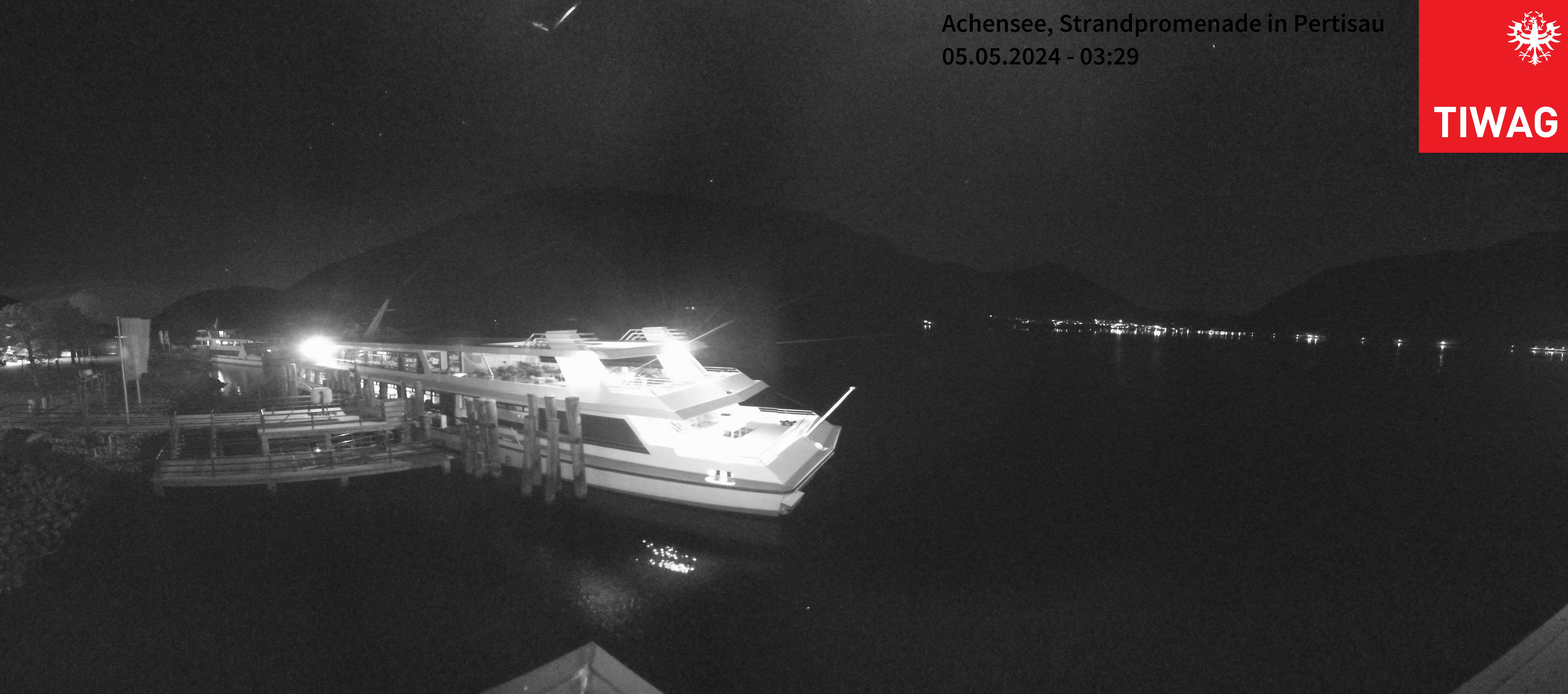 Webcam der TIWAG in Pertisau am Achensee mit Blick nach Achenkirch im Norden des Achensees
