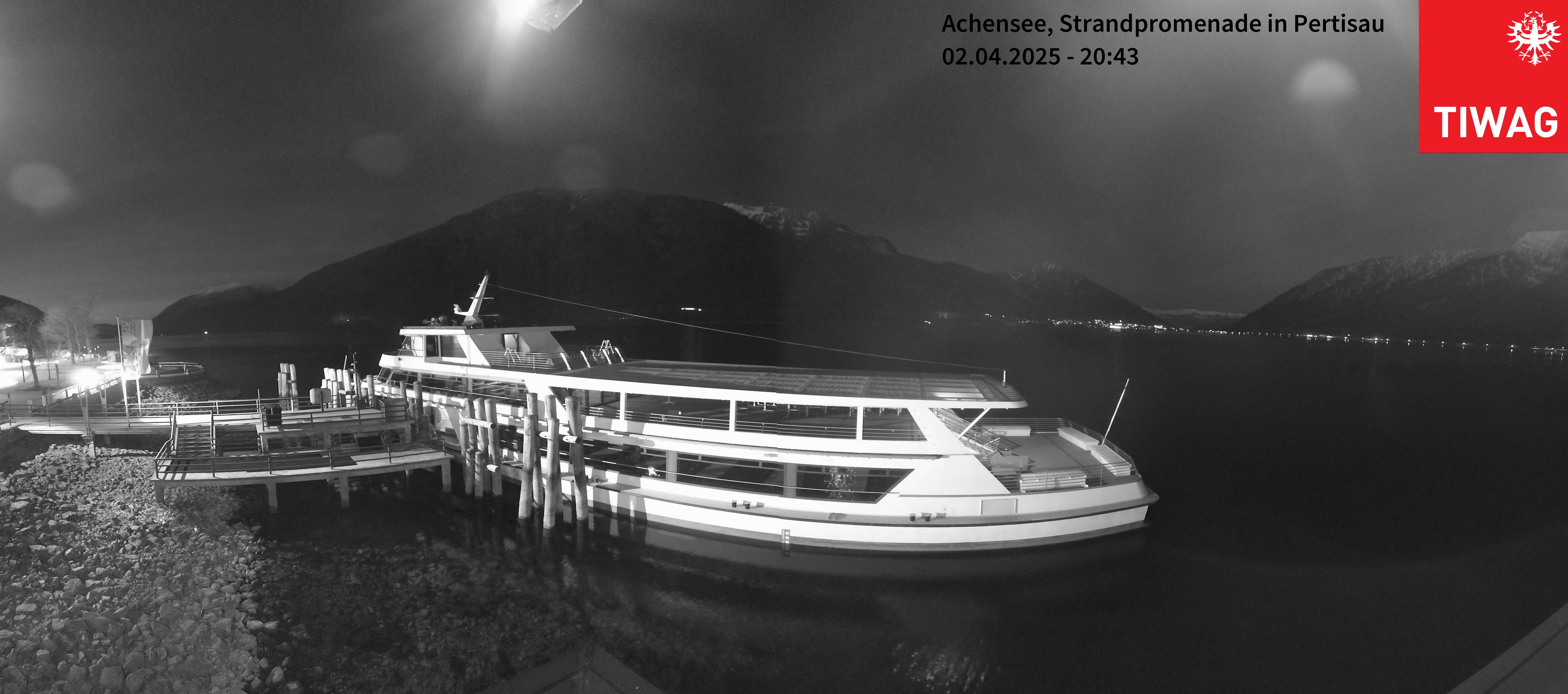 Webcam der TIWAG in Pertisau am Achensee mit Blick nach Achenkirch im Norden des Achensees